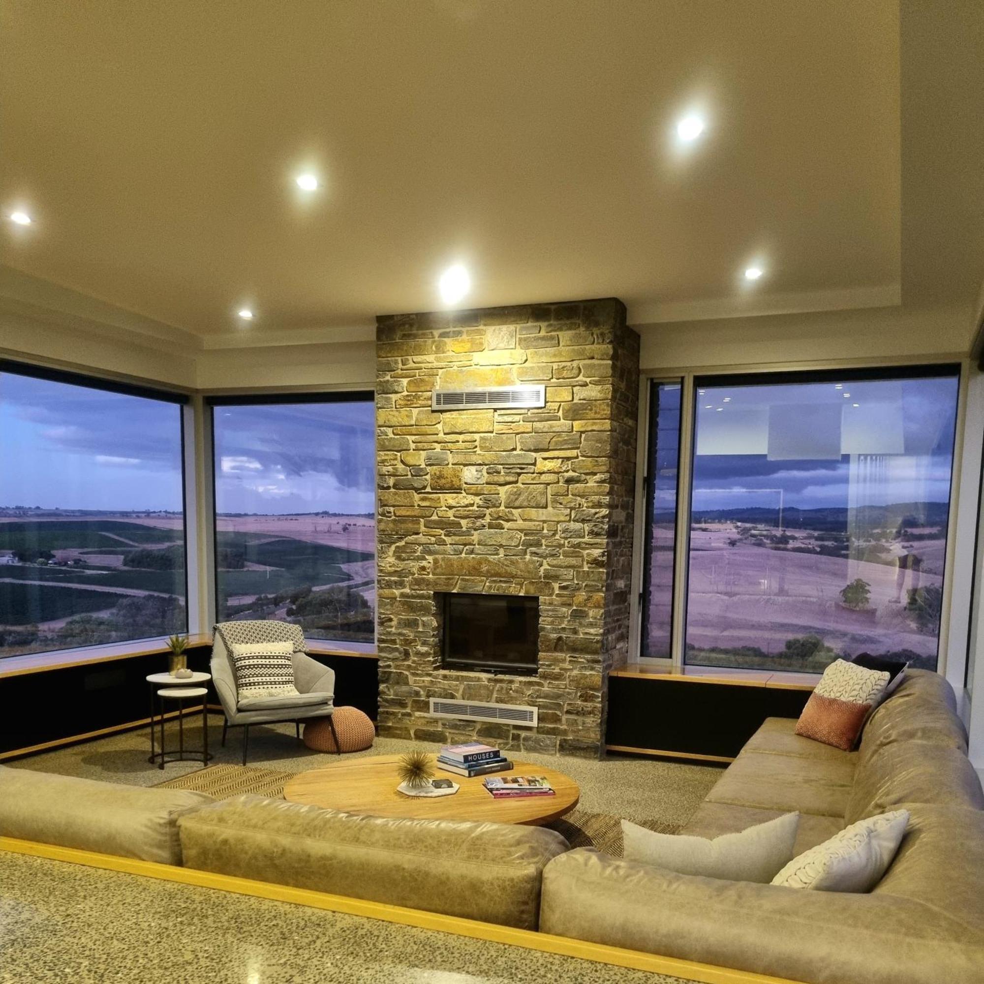 Barossa Pavilions & Glasshouse Chalet