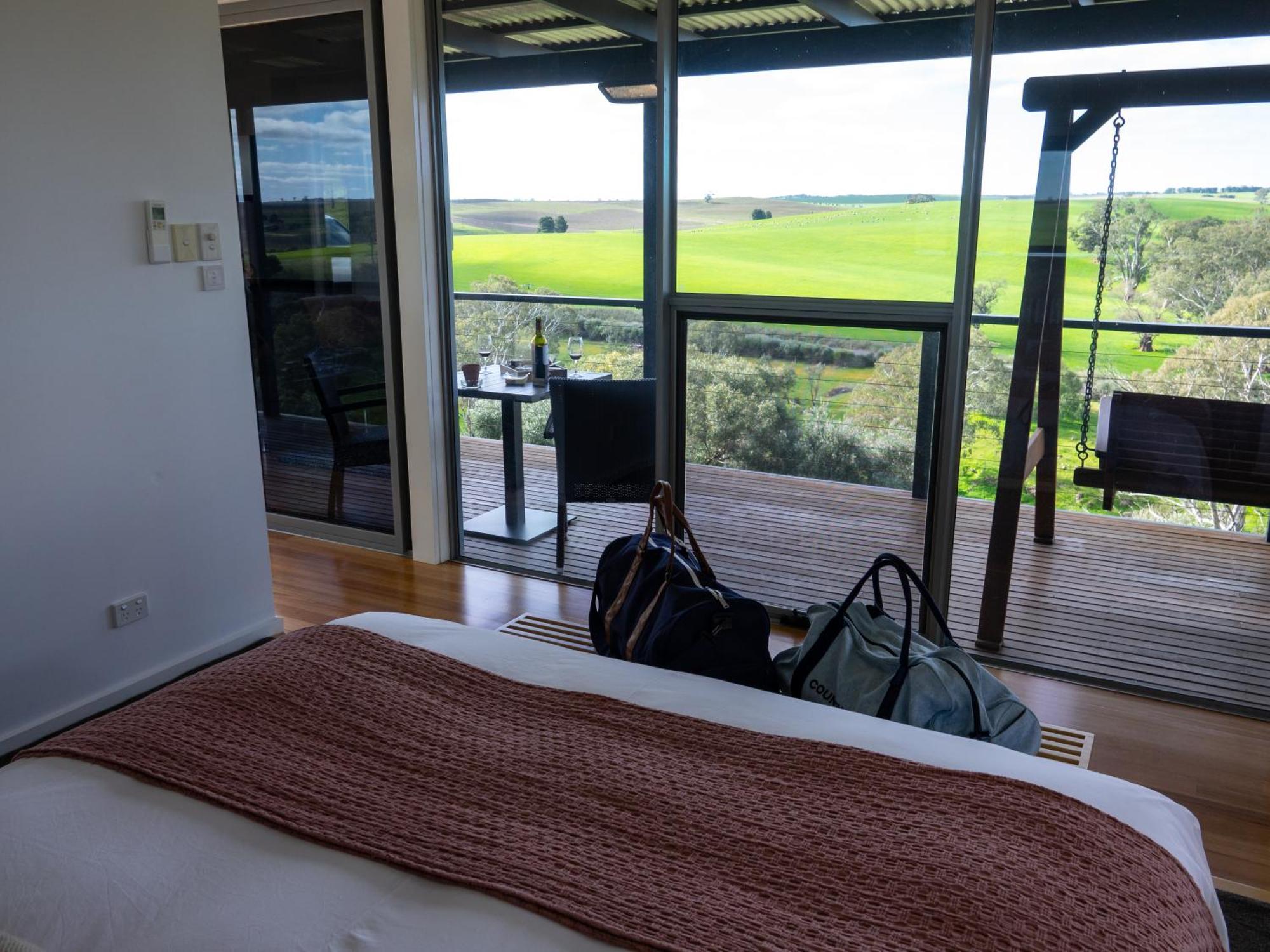 Chalet Barossa Pavilions & Glasshouse Lyndoch