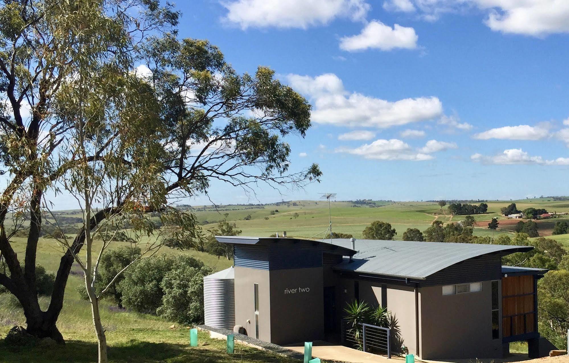 Barossa Pavilions & Glasshouse Chalet