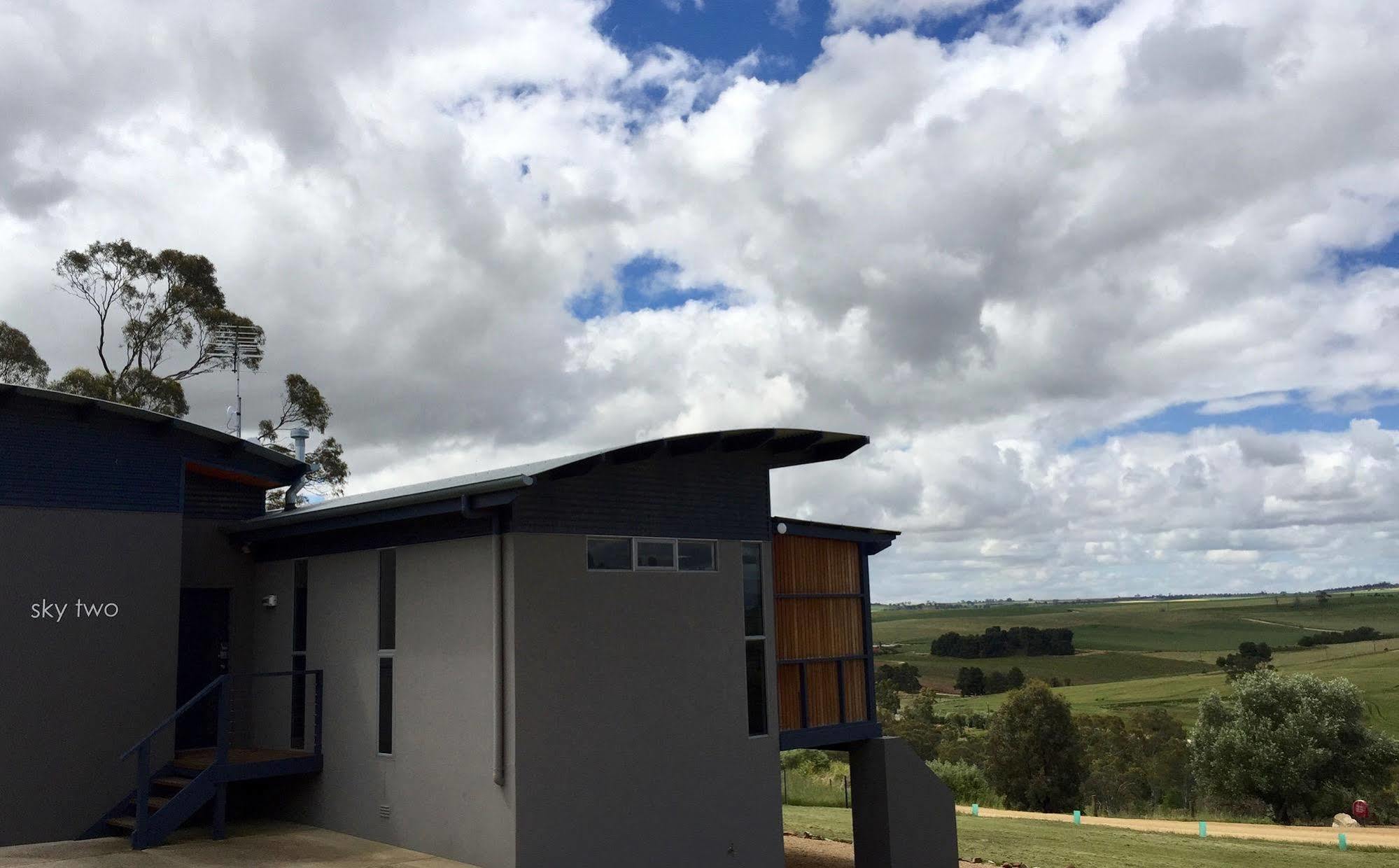 Barossa Pavilions & Glasshouse Chalet *