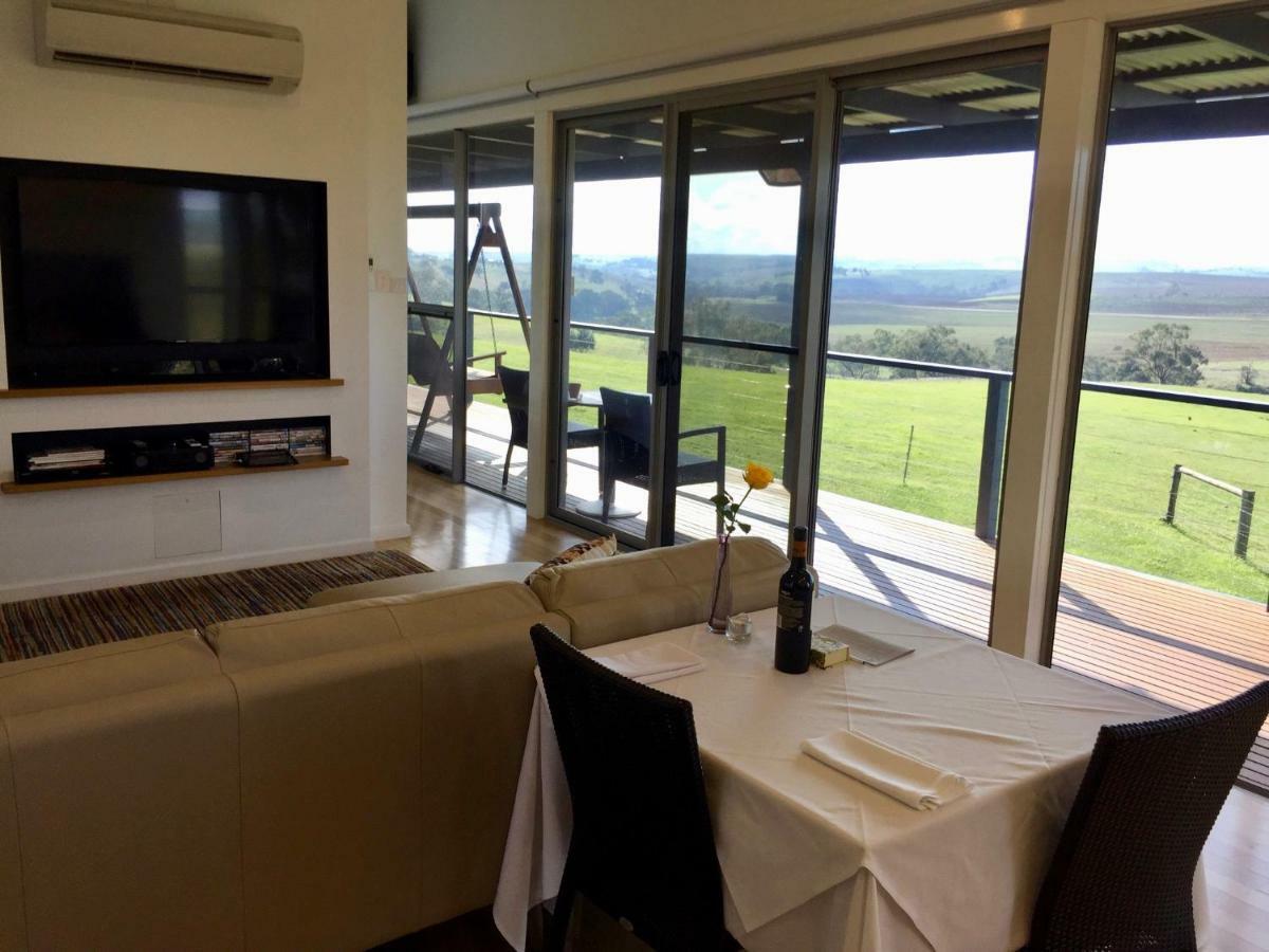 Chalet Barossa Pavilions & Glasshouse Lyndoch